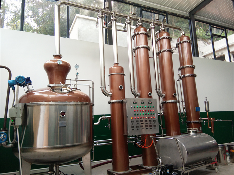 阿爾瑪涅克蒸餾機(jī)組2000L